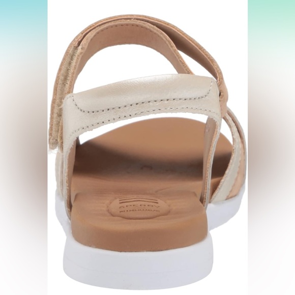 Girls Size 12 (fit my 6 yr old) Sperry Leather Size 13 - Picture 6 of 14